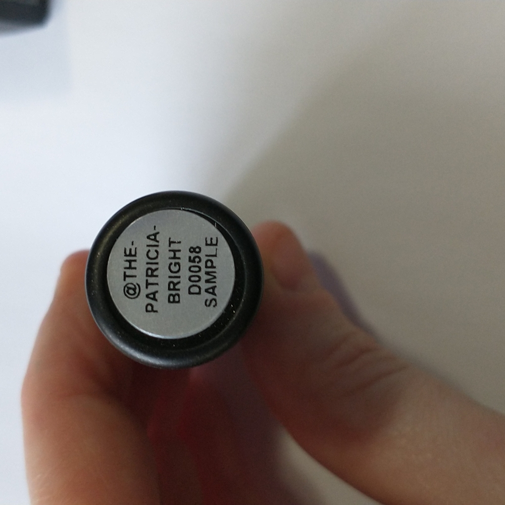Matte Lipstick - Picture 4 of 4